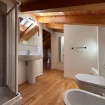 Recently Built Flat With Pool And Balcony Διαμέρισμα Μπιμπιόνε