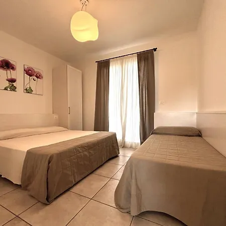 Recently Built Flat With Pool And Balcony Apartament Bibione
