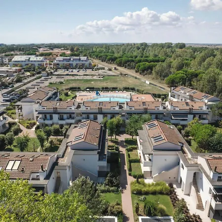 Recently Built Flat With Pool And Balcony * Bibione