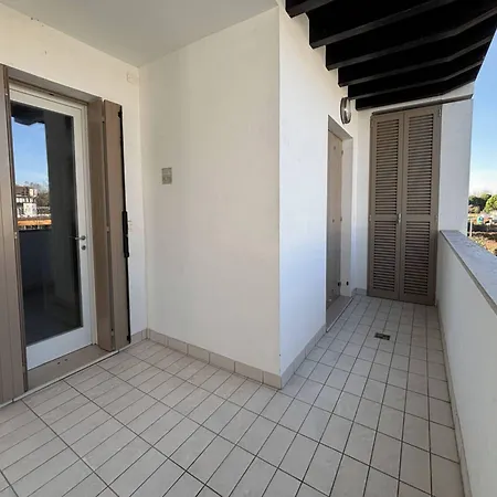 Recently Built Flat With Pool And Balcony Apartament *