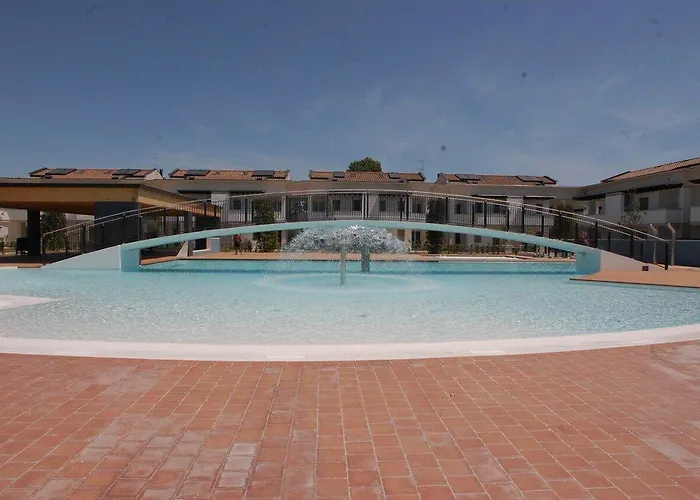 Apartmán Recently Built Flat With Pool And Balcony