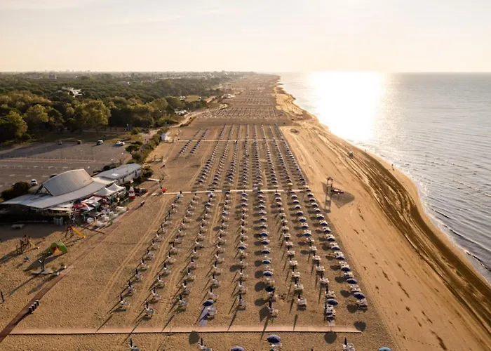 Recently Built Flat With Pool And Balcony * 비비오네